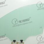 RH FRONT DOOR GLASS GREEN WITH FITTINGS